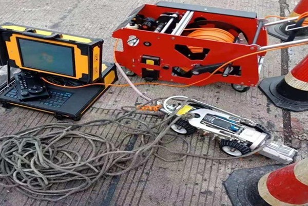 平江CCTV管道检测机器人